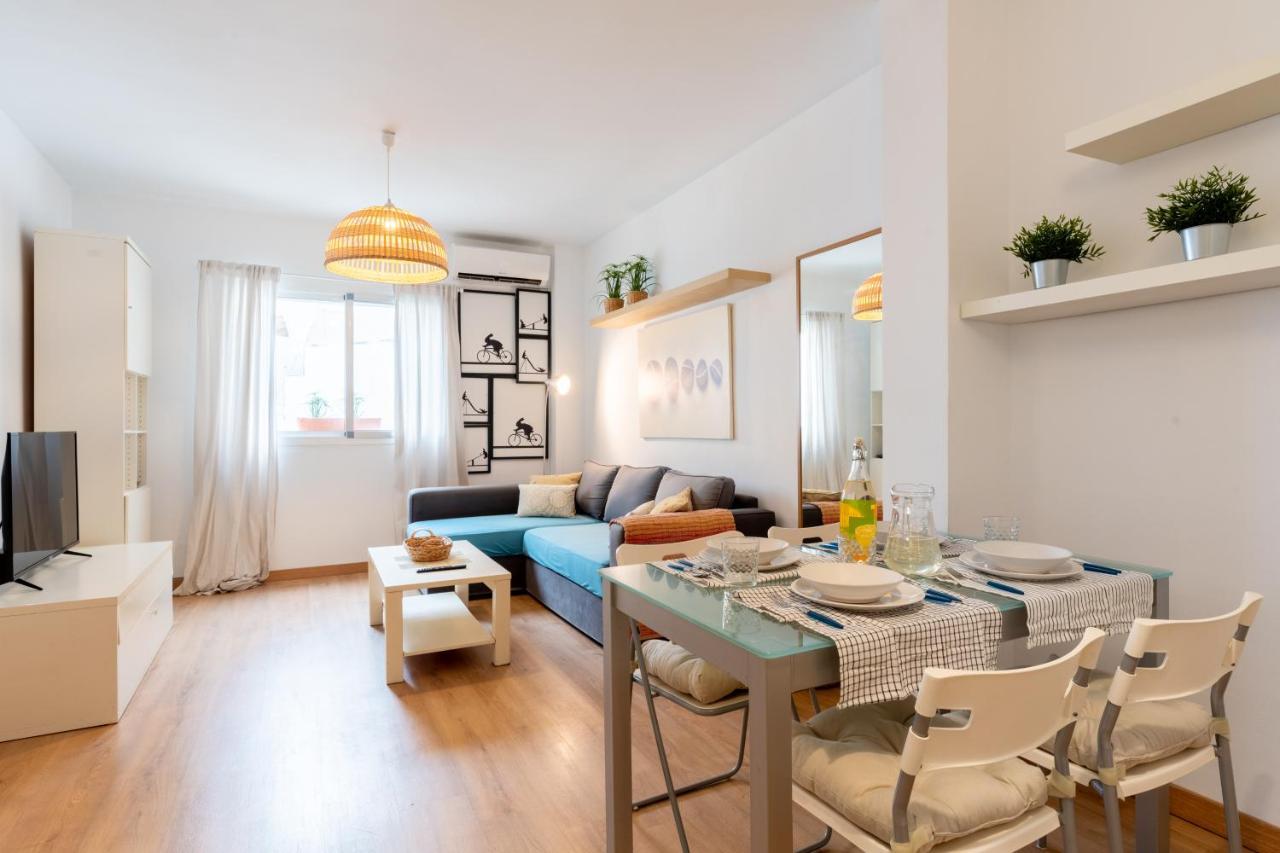 CR ALAMEDA Amplio y Traquilo apartameto para parejas Sevilla Exterior foto